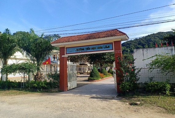 Bỏ hành vi bêu tên học sinh  Trường Tiểu học Sơn Lâm (huyện Hương Sơn, tỉnh Hà Tĩnh)