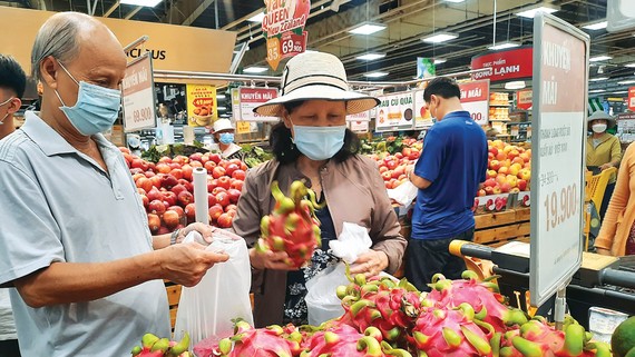 Dịp lễ Quốc khánh: Siêu khuyến mãi, tăng kích cầu Khách chọn mua hàng tại hệ thống siêu thị Co.opMart trên địa bàn TPHCM