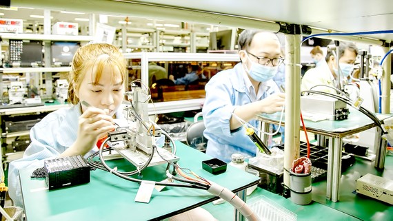 Việt Nam là đối tác thương mại quan trọng của Hoa Kỳ Máy và thiết bị điện tử của Việt Nam tăng hơn 51% xuất khẩu vào thị trường Hoa Kỳ Ảnh: HOÀNG HÙNG