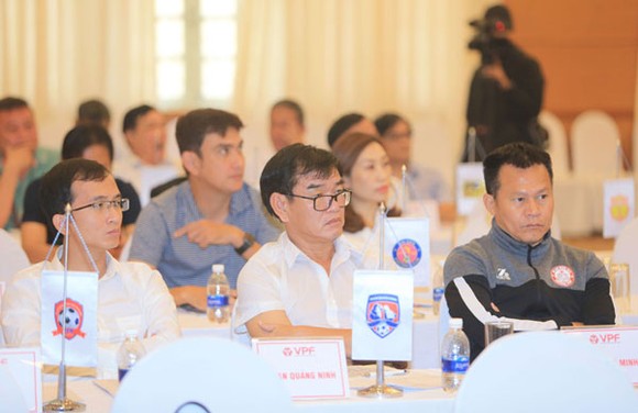Hội nghị tổng kết mùa bóng 2019: HA.GL nhận giải phong cách ảnh 3