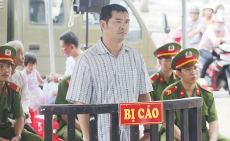 Khởi tố đối tượng “nổ” là người của Cục quản lý kinh tế Văn phòng Thủ tướng ảnh 1