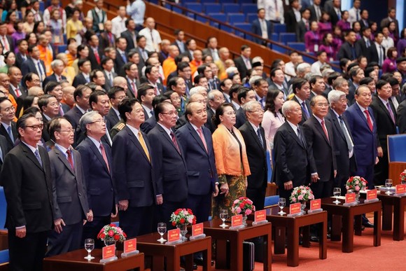 Thủ tướng: Mặt trận phản biện sắc sảo, chân tình để giúp Đảng và chính quyền tự điều chỉnh ảnh 2