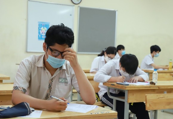 Ngày thi thứ 2 tuyển sinh vào lớp 10 tại Hà Nội: Thí sinh được hỗ trợ tối đa ảnh 3