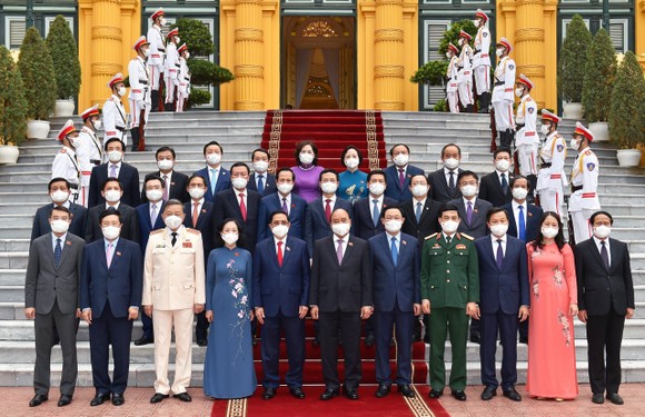 Thủ tướng Phạm Minh Chính: 'Bình minh của cuộc sống bình thường sẽ sớm trở lại' ảnh 1