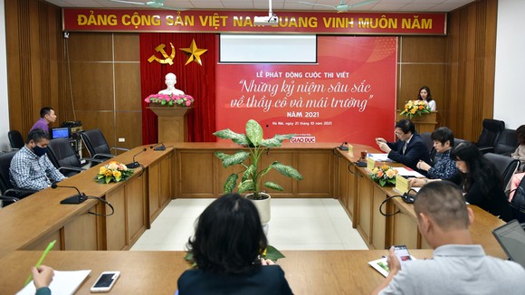 Thi viết 'Những kỷ niệm sâu sắc về thầy cô và mái trường mến yêu' năm 2021 ảnh 1