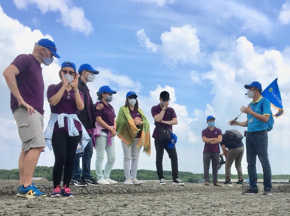 TPHCM tổ chức tour đường thủy đầu tiên sau thời gian tạm 'đóng băng' ảnh 5