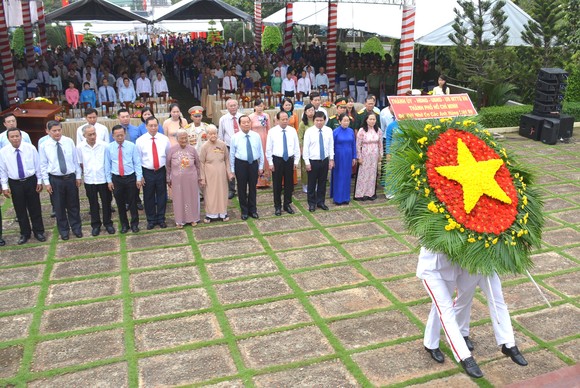 Họp mặt truyền thống Chiến khu An Phú Đông - Tri ân người ngã xuống bằng cách làm cho đất nước đi lên ảnh 1