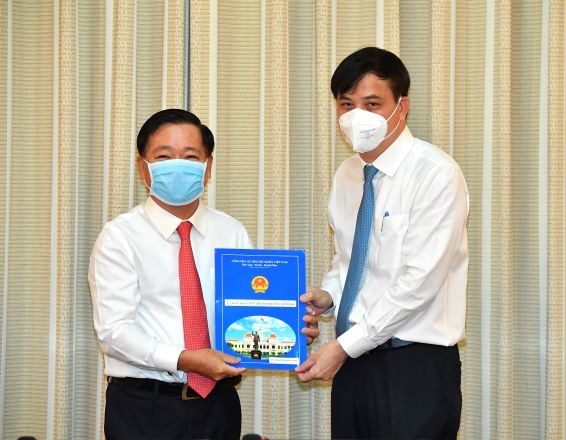 Bà Nguyễn Thị Thu Nga giữ chức vụ Phó Giám đốc Sở Xây dựng TPHCM ảnh 3
