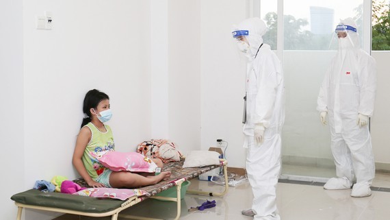 Trợ cấp hàng tháng đối với trẻ em mồ côi vì Covid-19 ảnh 1