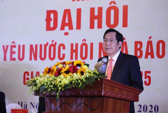 Nêu cao tinh thần sẵn sàng dấn thân, đối mặt với gian khổ, hiểm nguy của các nhà báo ảnh 2