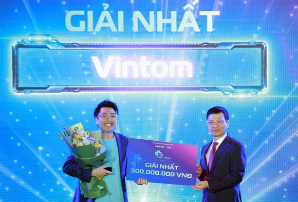 Trao giải cuộc thi Viet Solutions 2021 ảnh 1