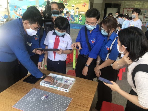 Phòng học di động với nhiều tiện ích phục vụ học sinh và người dân TPHCM ảnh 2