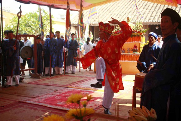 Lễ khao lề thế lính Hoàng Sa trên đảo Lý Sơn (Quảng Ngãi) ảnh 3