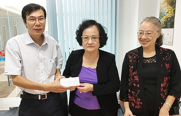 Học bổng Nguyễn Văn Hưởng lần thứ 21: Tỏa sáng giá trị nhân văn ảnh 1