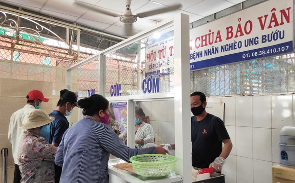 Đỏ lửa bếp chay từ thiện ảnh 1