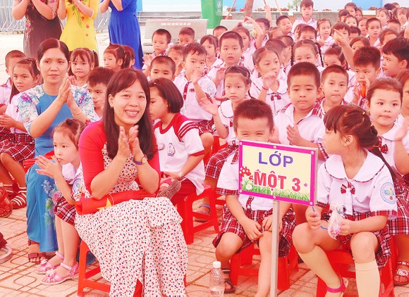 Nhiều phương án bố trí chỗ học cho học sinh đầu cấp ảnh 1