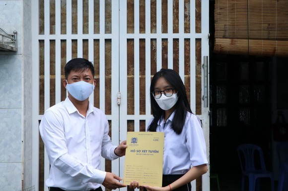 Nhập học 0 đồng, hỗ trợ sinh viên vượt qua Covid-19 ảnh 3