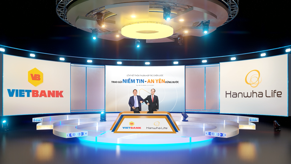 Hanwha Life Việt Nam và Vietbank ký thỏa thuận hợp tác chiến lược phân phối sản phẩm bảo hiểm nhân thọ tại Việt Nam ảnh 1