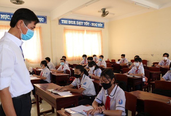 Các tỉnh ĐBSCL ngổn ngang trước ảnh 3
