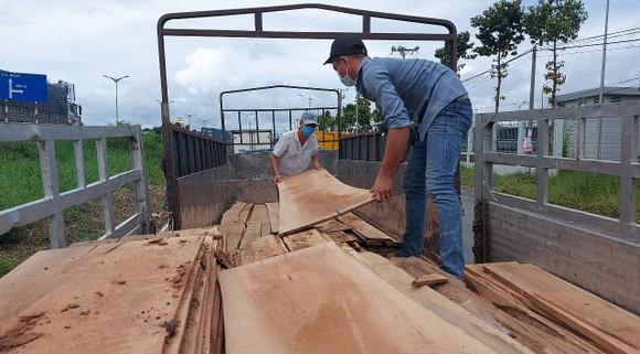Cần Thơ tiếp tục bãi bỏ quy định 'sang xe, đổi tài' ảnh 2