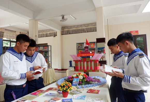 Hành trình vươn tới những ước mơ - 50 năm thực hiện di chúc của Chủ tịch Hồ Chí Minh ảnh 2