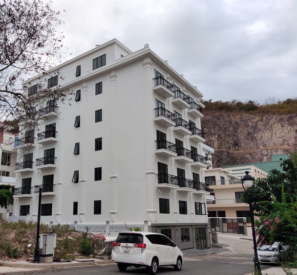 Hết hạn tháo dỡ công trình sai phạm tại Ocean View Nha Trang, sao dự án vẫn ung dung hoàn thiện? ảnh 4