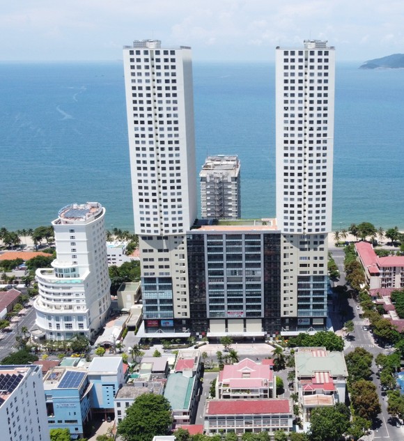 Khởi tố, bắt tạm giam nguyên Phó Chủ tịch UBND tỉnh và nguyên Giám đốc Sở TN-MT Khánh Hòa ảnh 1