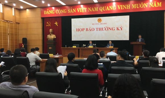 Vẫn đang xem xét kỷ luật 2 Phó Cục trưởng Cục Quản lý thị trường ảnh 1