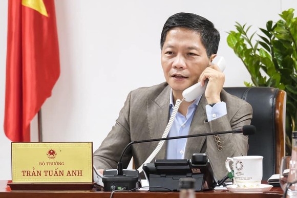 Rumani mong Việt Nam tiếp tục cung ứng khẩu trang cho thế giới ảnh 1