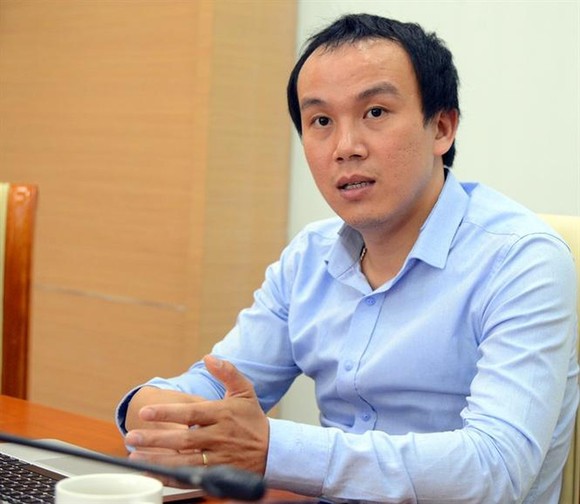 Ngoài khơi, bão đang chồng bão ảnh 1