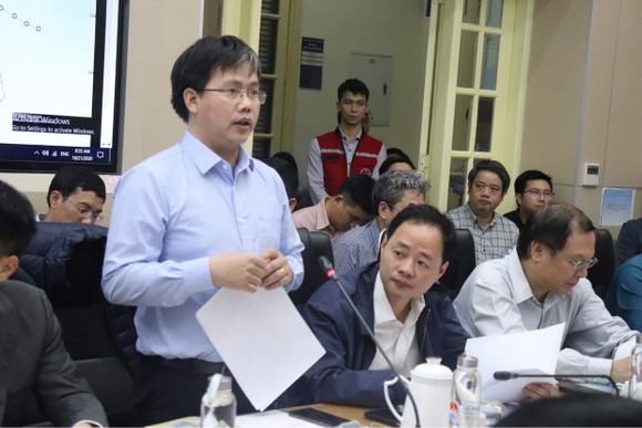 Cần thiết thì điều động máy bay trực thăng cứu trợ bà con miền Trung ảnh 2