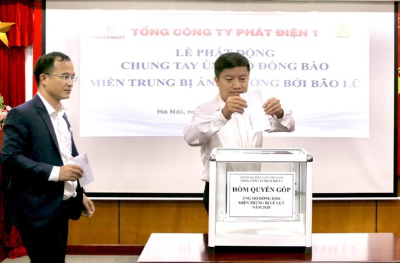 Các tập đoàn lớn ủng hộ miền Trung 60 tỷ đồng ảnh 1