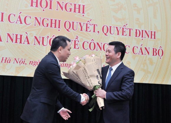 Tân Bộ trưởng Bộ Công thương nhận nhiệm vụ ảnh 1