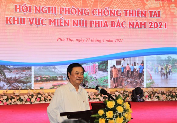 Bộ trưởng Bộ NN-PTNT Lê Minh Hoan: Cần xem lại không gian sống của bà con ảnh 2