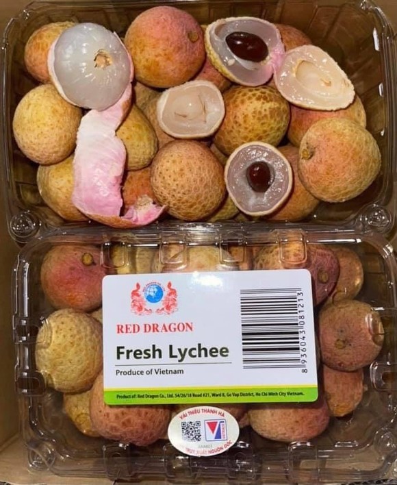 Vải thiều Việt Nam bán giá 105.000-120.000 đồng/kg tại Singapore ảnh 1