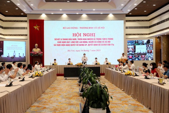 Cấp thiết bảo vệ sức khoẻ cho người lao động ảnh 1