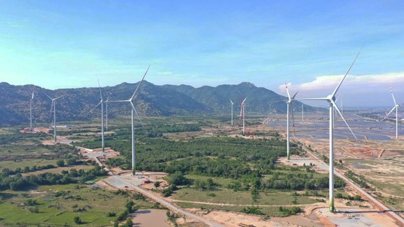 Thêm 3 nhà máy điện gió chuẩn bị hòa lưới điện ảnh 1