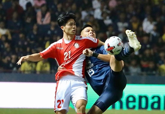 Vì sao Công Phượng lại hụt Quả bóng vàng? ảnh 1