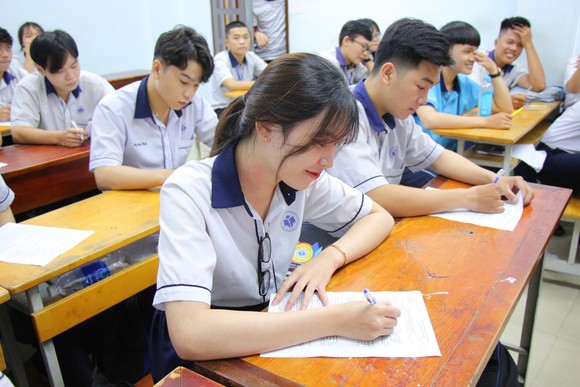 Thí sinh đăng ký dự thi tốt nghiệp THPT đến ngày 30-6 ảnh 1