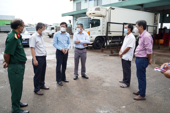 Phê bình Chủ tịch UBND TP Phan Thiết vì chưa làm hết trách nhiệm trong công tác phòng, chống dịch Covid-19 ảnh 1