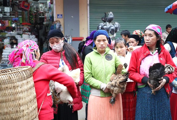 Sắc màu chợ phiên Mèo Vạc ảnh 2