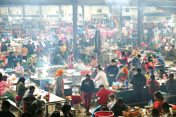 Sắc màu chợ phiên Mèo Vạc ảnh 5