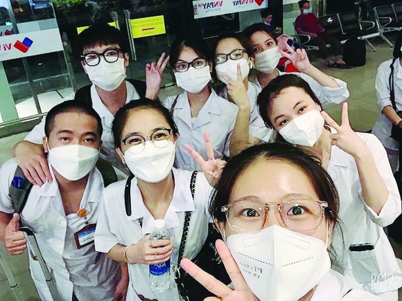 Thêm trân trọng những tấm lòng ảnh 1