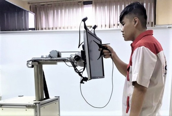 Nỗ lực đưa sinh viên trở lại trường ảnh 1