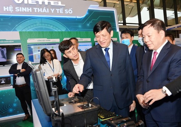 Khai trương mạng xã hội riêng của ngành y tế ảnh 2