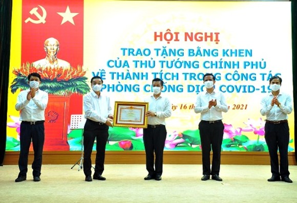 Hà Nội cử 20 chuyên gia hàng đầu hỗ trợ Bắc Giang dập dịch Covid-19 ảnh 1