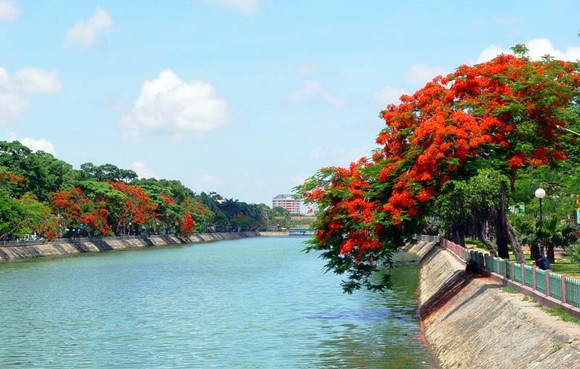 Từ 18-5, Hải Phòng yêu cầu người dân không ra khỏi nhà từ 22 giờ đêm đến 5 giờ sáng ảnh 1