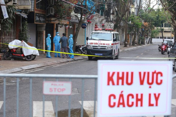 6 giờ hôm nay (24-7): Thủ đô Hà Nội cách ly toàn xã hội ảnh 2