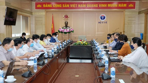 Đợt dịch thứ 4 lây nhiễm mạnh nhưng Việt Nam 'đi đúng hướng' ảnh 2
