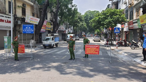 Từ mai 21-9, Hà Nội không kiểm tra, kiểm soát giấy đi đường của người dân ảnh 2